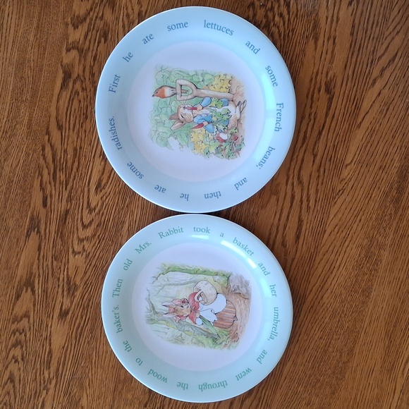 Pottery Barn Kids Four Beatrix Potter Melamine Plates - Picture 4 of 5